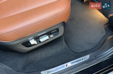 Внедорожник / Кроссовер BMW X7 2021 в 