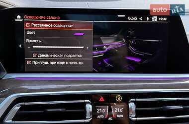 Внедорожник / Кроссовер BMW X7 2021 в 