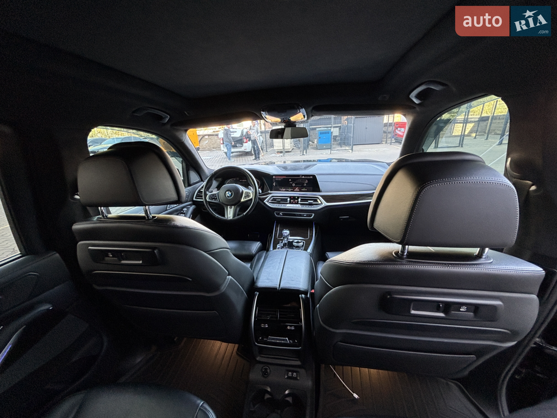 2019 BMW X7 - мініатюра 23