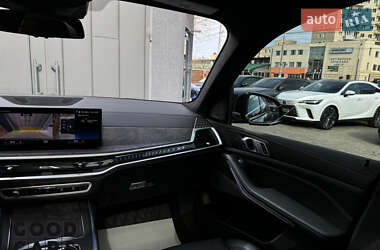 Внедорожник / Кроссовер BMW X7 2023 в 