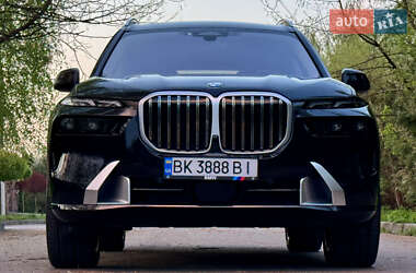 Внедорожник / Кроссовер BMW X7 2024 в 