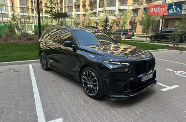 Внедорожник / Кроссовер BMW X7 2022 в 