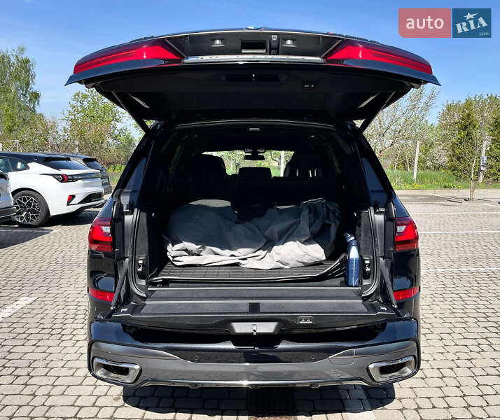 Внедорожник / Кроссовер BMW X7 2020 в Львове