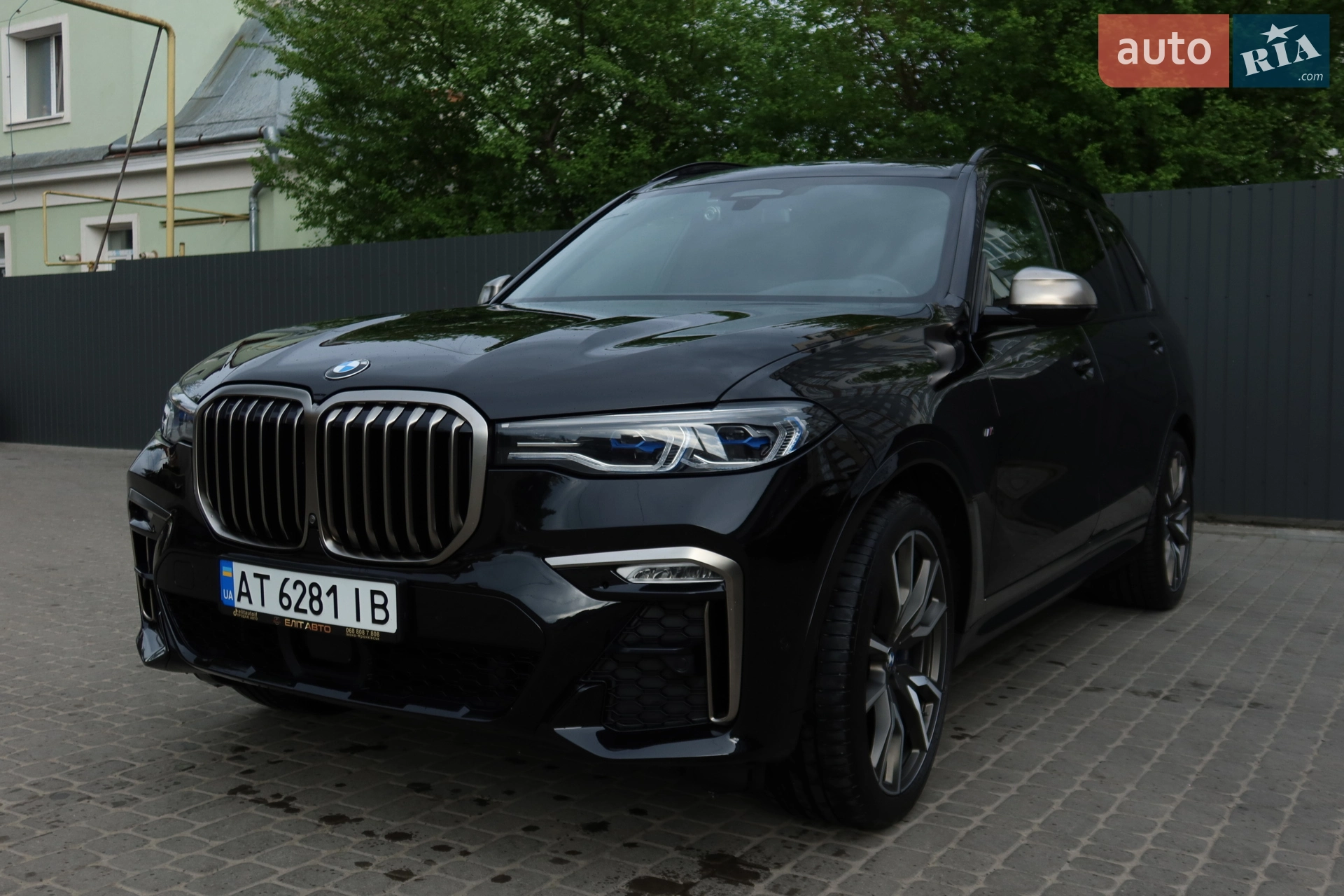 2020 BMW X7 - фото 1