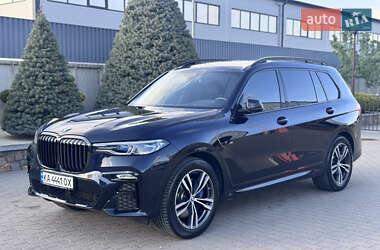 Позашляховик / Кросовер BMW X7 2021 в 