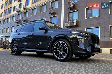 Позашляховик / Кросовер BMW X7 2024 в 