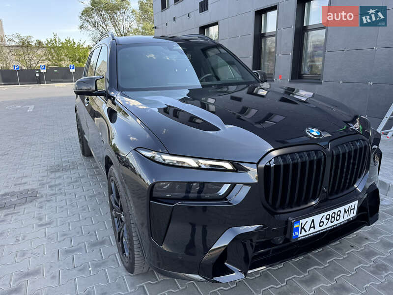 BMW X7 2023