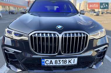 Внедорожник / Кроссовер BMW X7 2022 в 