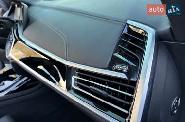 Внедорожник / Кроссовер BMW X7 2022 в 