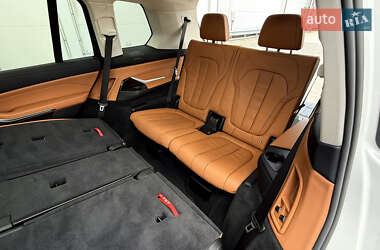 Внедорожник / Кроссовер BMW X7 2021 в 