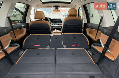 Внедорожник / Кроссовер BMW X7 2021 в 