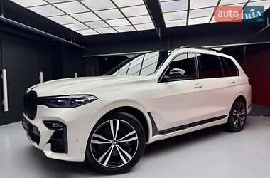 Позашляховик / Кросовер BMW X7 2020 в 