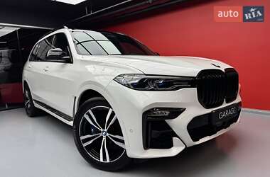 Позашляховик / Кросовер BMW X7 2020 в 