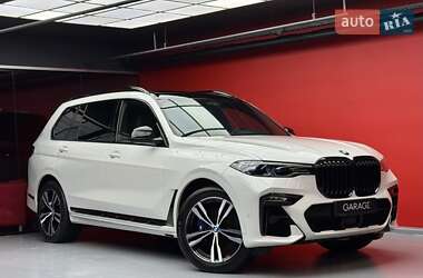 Позашляховик / Кросовер BMW X7 2020 в 