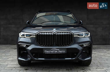 Внедорожник / Кроссовер BMW X7 2021 в Киеве