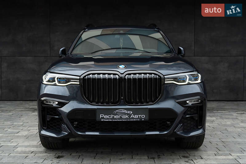 BMW X7 2021