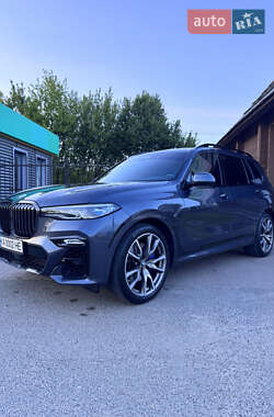 Внедорожник / Кроссовер BMW X7 2022 в 