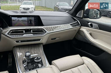 Позашляховик / Кросовер BMW X7 2019 в 