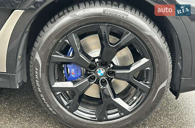 Позашляховик / Кросовер BMW X7 2019 в 