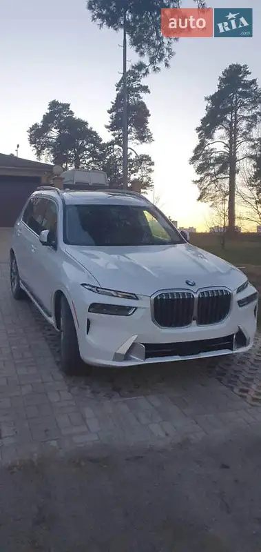 BMW X7 2023