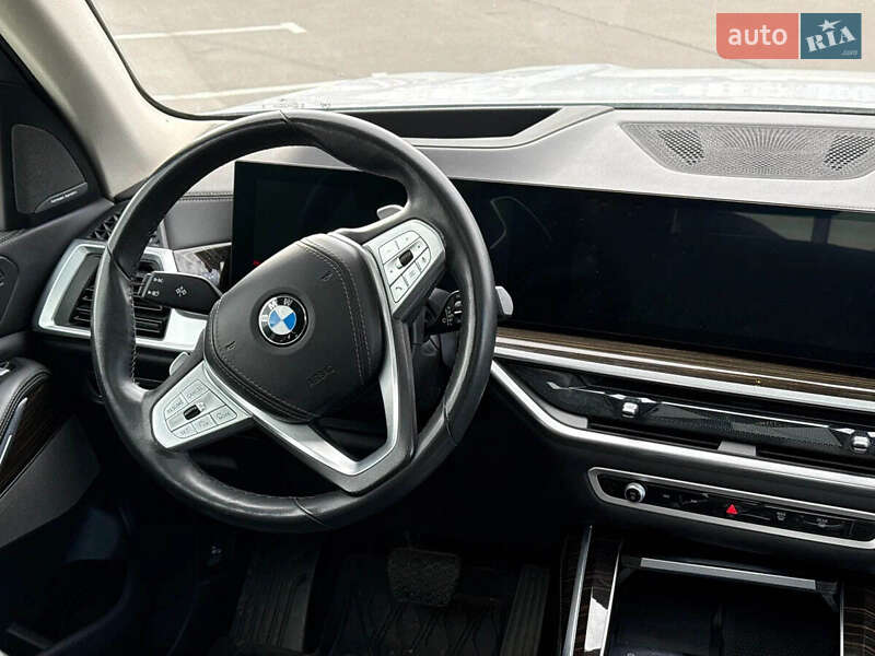 Позашляховик / Кросовер BMW X7 2023 в Києві