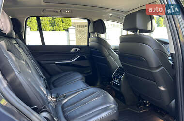 Внедорожник / Кроссовер BMW X7 2020 в 