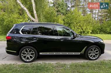 Внедорожник / Кроссовер BMW X7 2020 в 