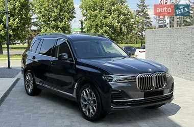 Позашляховик / Кросовер BMW X7 2019 в 