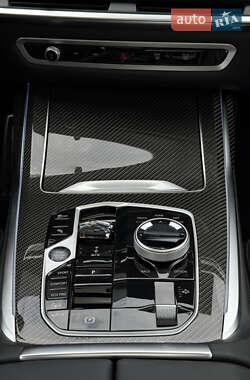 Позашляховик / Кросовер BMW X7 2025 в 