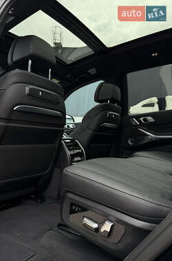 Позашляховик / Кросовер BMW X7 2025 в 