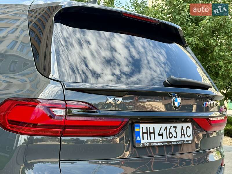 Внедорожник / Кроссовер BMW X7 2021 в Одессе