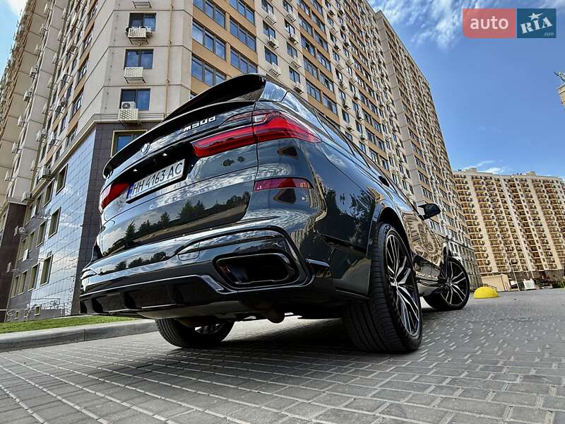 Внедорожник / Кроссовер BMW X7 2021 в Одессе