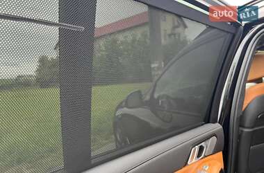Внедорожник / Кроссовер BMW X7 2020 в 