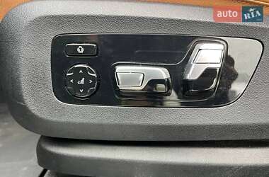 Внедорожник / Кроссовер BMW X7 2020 в 
