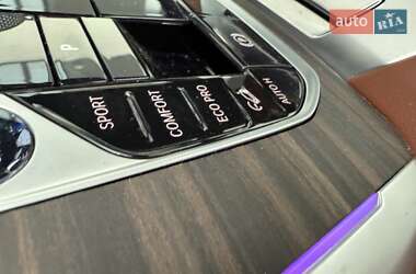 Внедорожник / Кроссовер BMW X7 2023 в 