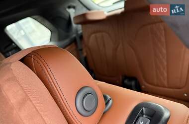 Внедорожник / Кроссовер BMW X7 2023 в 