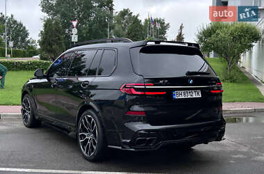 Позашляховик / Кросовер BMW X7 2019 в 