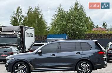 Позашляховик / Кросовер BMW X7 2020 в 