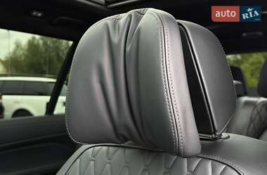 Позашляховик / Кросовер BMW X7 2020 в 