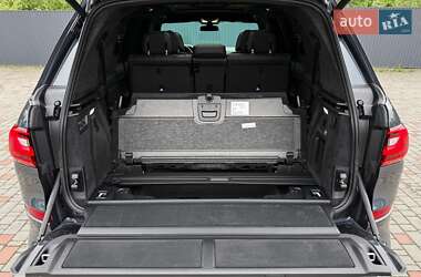 Позашляховик / Кросовер BMW X7 2020 в 