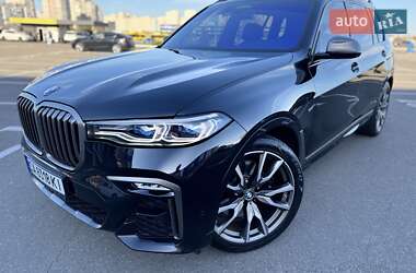 Внедорожник / Кроссовер BMW X7 2022 в 