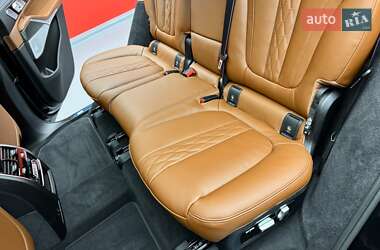Внедорожник / Кроссовер BMW X7 2025 в 