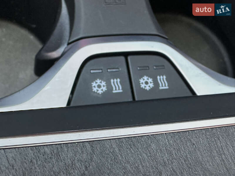 Внедорожник / Кроссовер BMW X7 2024 в Киеве