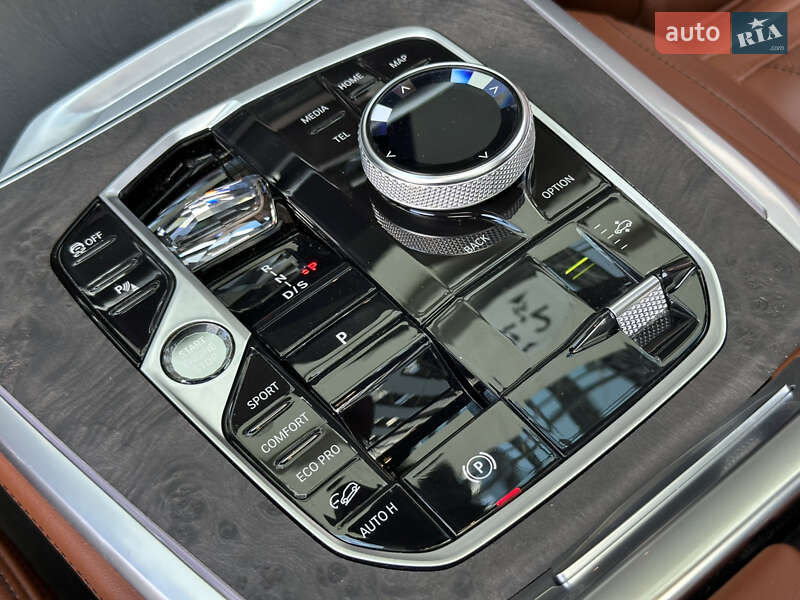 Внедорожник / Кроссовер BMW X7 2024 в Киеве
