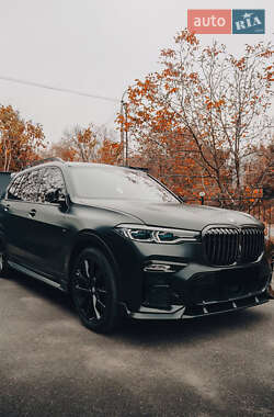 Позашляховик / Кросовер BMW X7 2021 в Києві