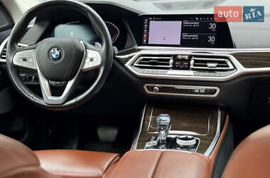 Внедорожник / Кроссовер BMW X7 2020 в 