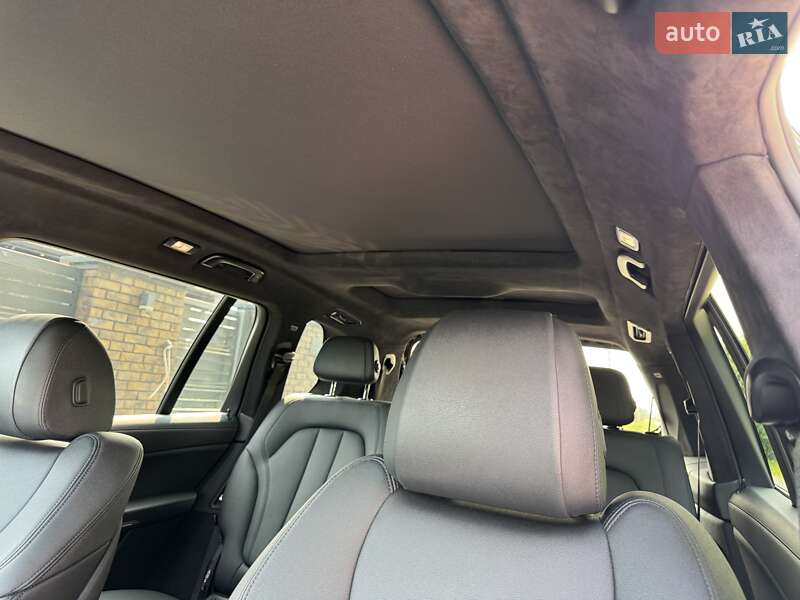 Внедорожник / Кроссовер BMW X7 2019 в Луцке