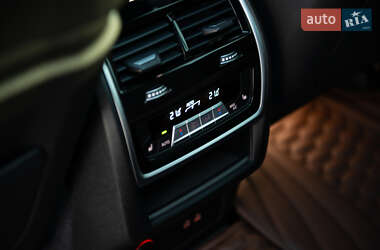 Внедорожник / Кроссовер BMW X7 2019 в 