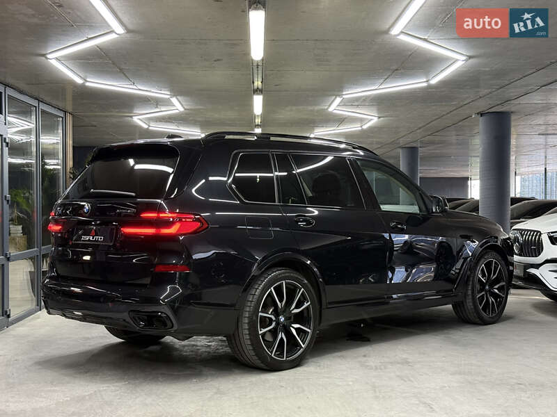 Внедорожник / Кроссовер BMW X7 2023 в Одессе