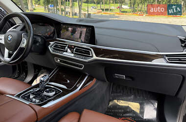 Внедорожник / Кроссовер BMW X7 2019 в 